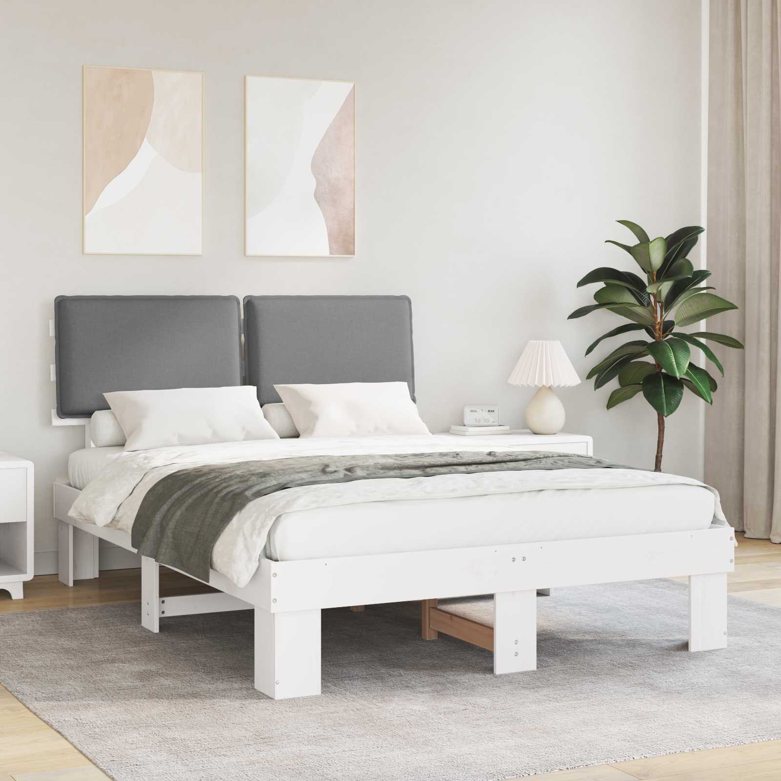 Bettgestell mit gepolstertem Kopfteil Hellgrau 140 x 190 cm